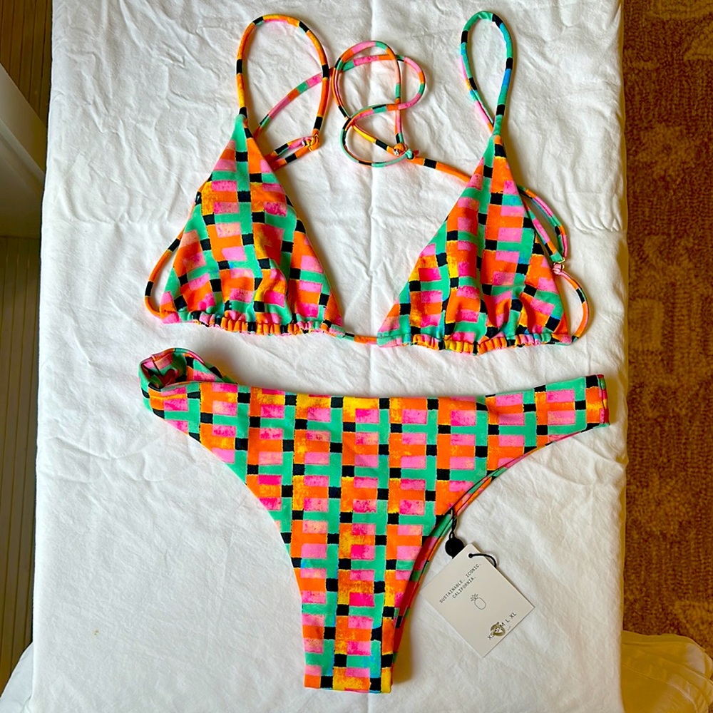 Skatie Radical Bikini Top & Bottom Set